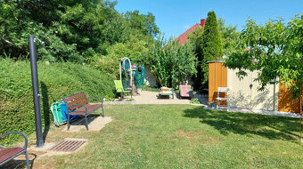 Slnečná vila pre väčšiu rodinu (firmu) len 25km od Bratislav - 7