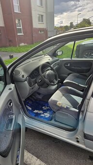 Renault scenic 1.6i - 7