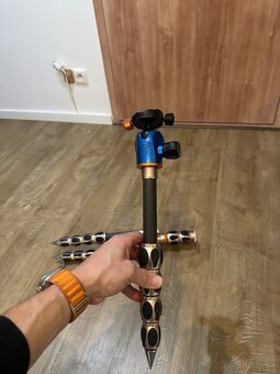 karbónový statív 3 Legged thing LEO - 7