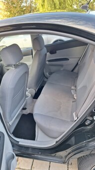 Hyundai Accent 1.4 GL, 71,3kw, r.v.2009 - 7