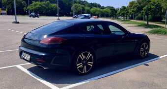 Porsche Panamera - 7