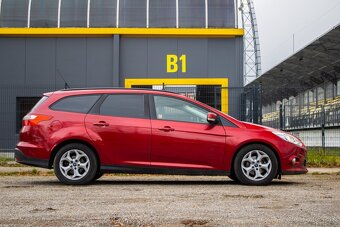 Ford Focus Kombi 1.6 - 7