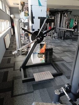 Fitness stroje značky LAX - 7