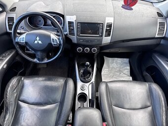 Mitsubishi Outlander 2,2 DI-D 4x4 7-miestny - 7