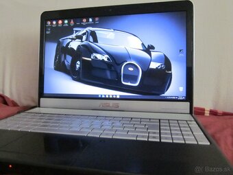 ASUS,i7,16 GB,SSD 500 GB,SSHD 500 GB,GT555M 2GB - 7