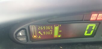 PREDÁM Citroen Xara Picasso - 7