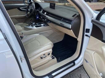 Audi Q7 - 7