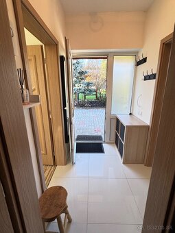 Priestranný 6-izbový dom, 3 kúpeľne a sauna - 7