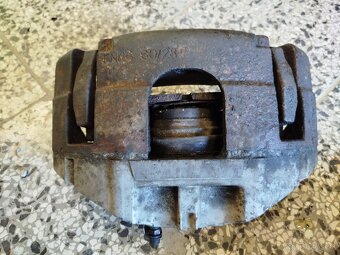 Predám náhradné diely Opel VectraC/Saab - 7