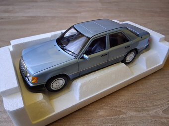 Mercedes-Benz 1:18 - 7