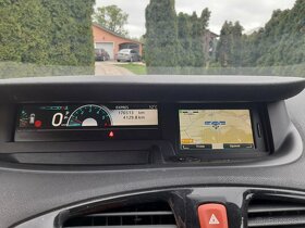 Predám renault scenic 1,5dci automat - 7