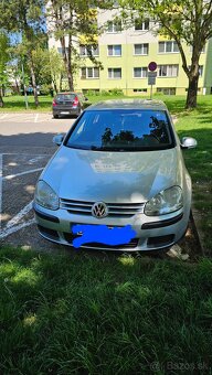 VW Golf 1.4 benzín, 55 kW – r. 2004 – - 7