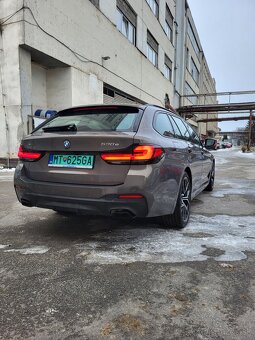 BMW 530e xDrive M - 7