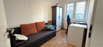 NOVOSTAVBA - PRIESTRANÝ BYT, STUPAVA, PARKOVANIE, PIVNICA, - 7