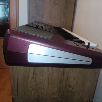 Predám Korg Pa 1000 - 7