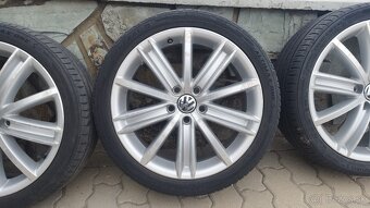 5x112 225/40 R18 orginal VW - 7