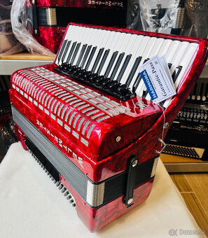 Predám NOVÝ akordeón WELTMEISTERS SAPHIR 120 BASOVÝ  - 11/5 - 7