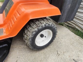 Záhradný traktor Husqvarna - 7