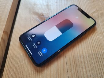 iPhone 11 Pro 256GB - 7