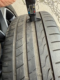 Originál elektróny Skoda RS Octavia R19 LETNÉ 235/40R19 - 7