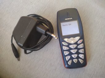 Predám Nokia 3510i - 7
