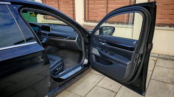BMW 740 xD - 7