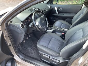 Nissan Qashqai+2 2.0 4x4 - 7