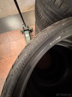 255/30 R20 Bridgestone - 7