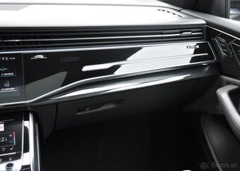 Audi Q8 50TDI Q S-LINE TOP VÝBAVA ČR 210 kw - 7