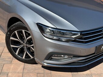 VW PASSAT VARIANT ELEGANCE 2.0 TSI 140KW 1/2022 ODPOČET DPH - 7
