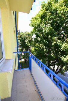 Na predaj 3 izbový byt s loggiou a balkónom v tehlovom bytov - 7