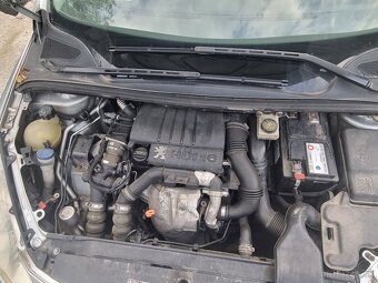 Peugeot 307 1,6HDi - 7