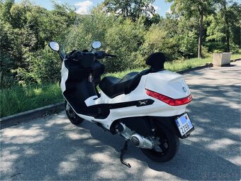 Piaggio Xevo 125 - 7