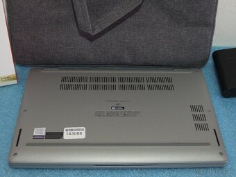 Dotykový Dell Latitude 5320 2v1 IPS 13.3 16GB 4.Jádro 4.4GHz - 7