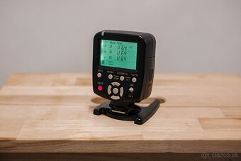 Blesky Yongnuo YN560 IV - 7