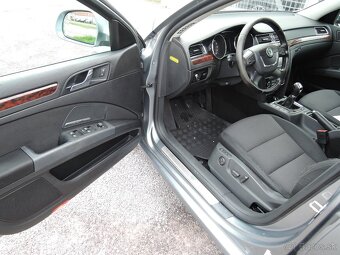 Škoda Superb, 2,0 TDi 125kW ČR Elegance 2009 - 7