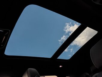 Land Rover Range Rover Velar P250 R-Dynamic - 7