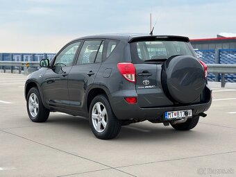 Toyota RAV 4 2,2 diesel 4x4 rok 2007 nová STK - 7