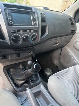 Toyota Hilux - 7