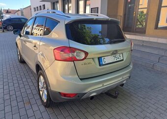 Ford Kuga 2,0 TDCI 4x4 nafta manuál 100 kw - 7