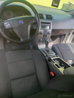 Predám Volvo V50 2.0tdi 100kw rok 2008 - 7