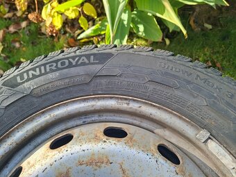 Predám plechové disky so zimnými pneu 205/65 R16C - 7