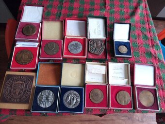 Medaile plakety rôzne. - 7