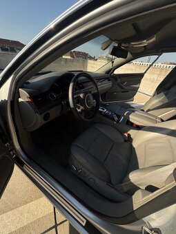 Predám Audi d3 a8 long 4.2 V8 - 7