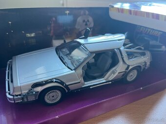 Predám auticka Mustang Hummer Delorean - 7