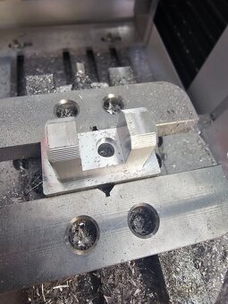 Predám 5-osú CNC frezovačku 3040 (2,2 kW, RTCP, ATC) - 7