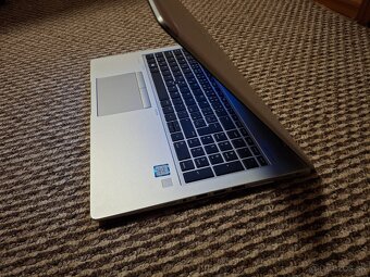 HP EliteBook 15,6" FullHD s i5 8sma gener ... 32GB... - 7