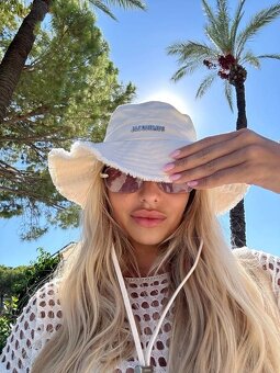 JACQUEMUS klobúk - biely / čierny - 7