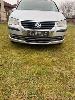 Predám vw Touran Facelift r 2007 1,9Tdi 77kw - 7