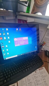 Pokladničná zostava s platob.terminalom - 7